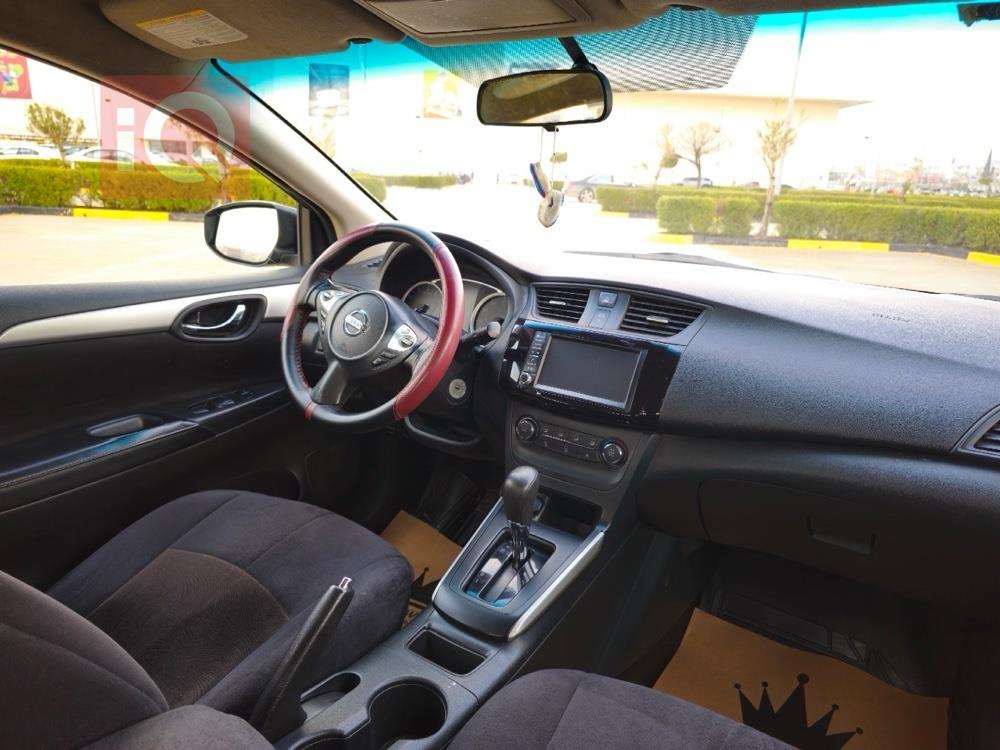 نيسان سنترا